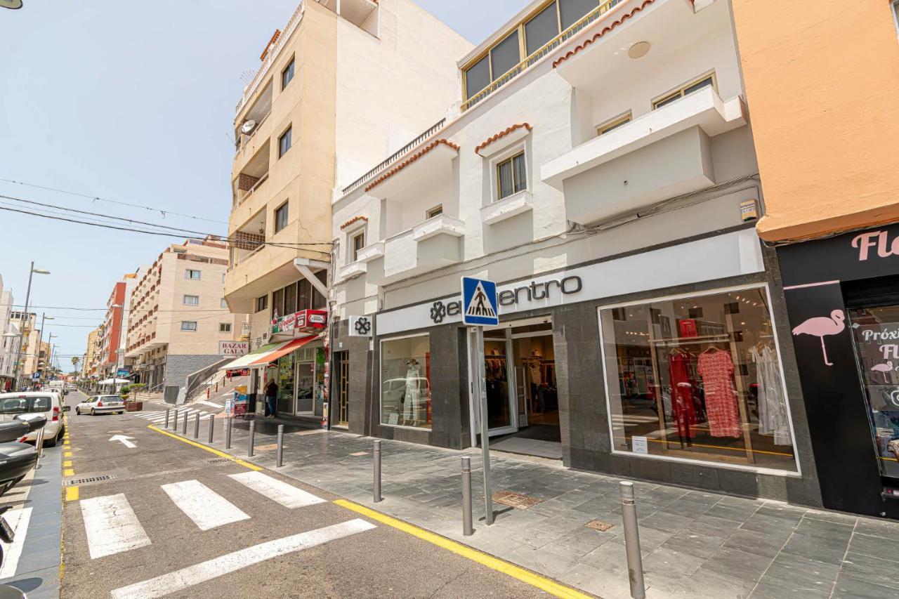Apartamentos En El Centro De Los Cristianos Arona  Exteriér fotografie
